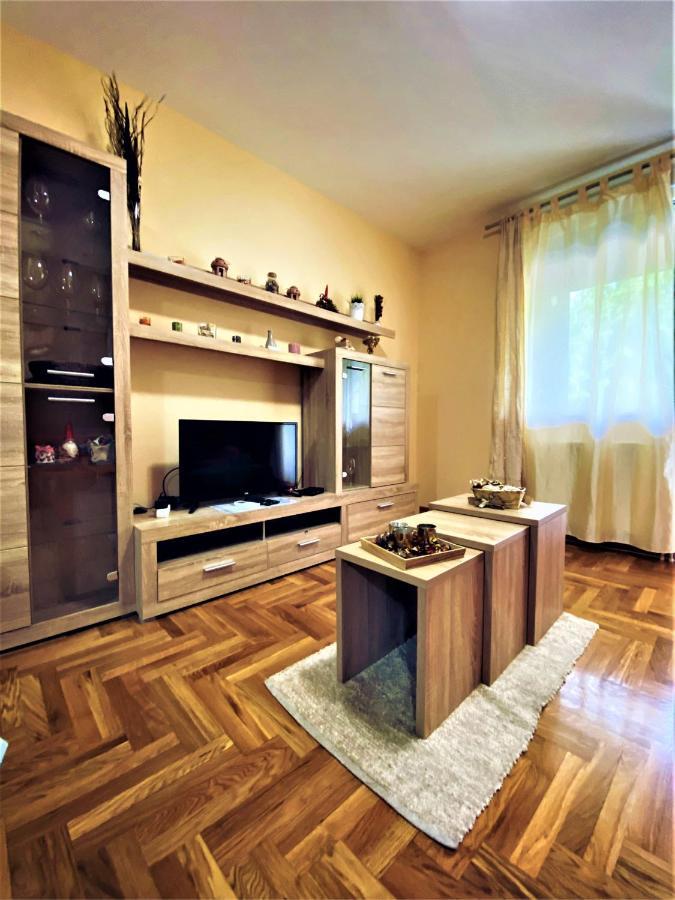 Apartment Vas Raj Новий Сад Екстер'єр фото